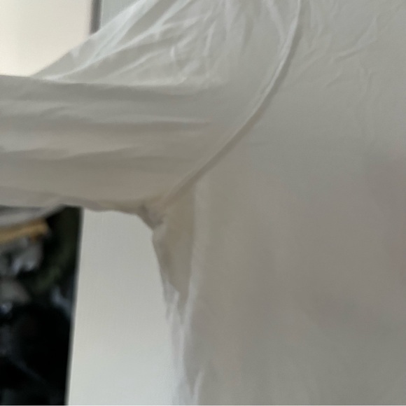 WHITE Vineyard Vines Long Sleeve - Picture 2 of 6